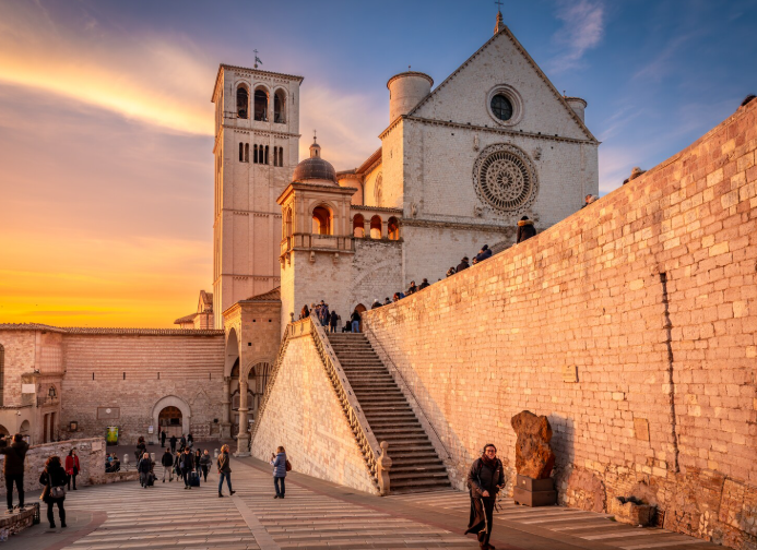 1° giorno - 23 Maggio: Cremona / Assisi
